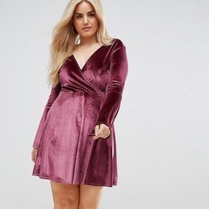 ✨HOST PICK✨ NWOT club L velvet wrap plus dress deep mauve soft stretch dress